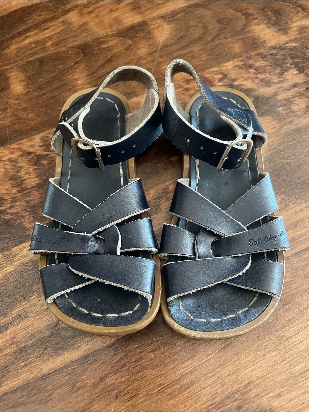 Kids size 10 Navy Leather Buckle Sandals